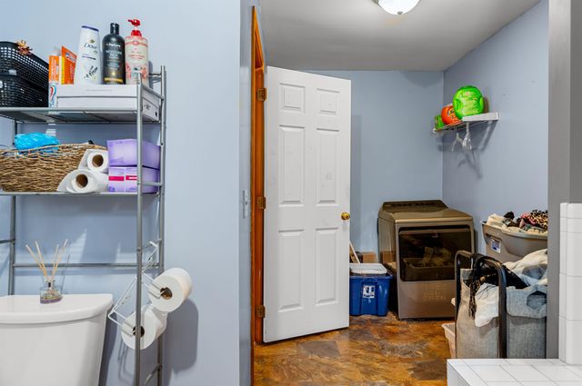 46 Dutton Road, Hardwick, VT 05843