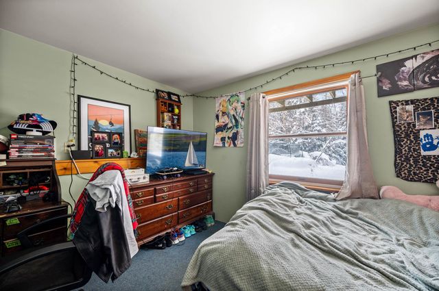 46 Dutton Road, Hardwick, VT 05843