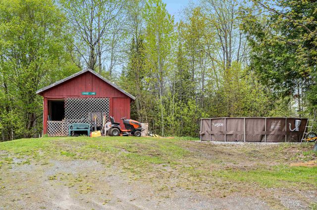 46 Dutton Road, Hardwick, VT 05843