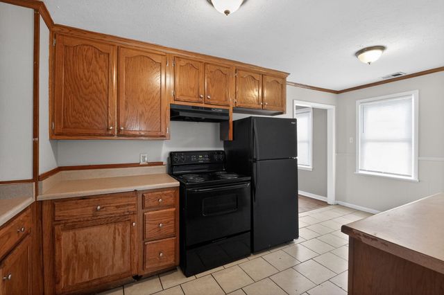 1215 GHERALD ST, Memphis, TN 38122