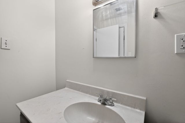 1215 GHERALD ST, Memphis, TN 38122