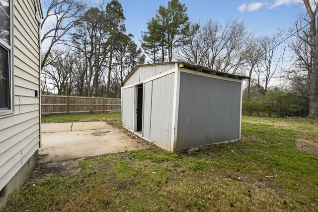 1215 GHERALD ST, Memphis, TN 38122