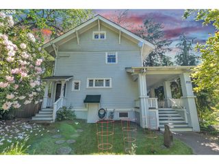 2712 Sw PATTON Rd, Portland, OR 97201