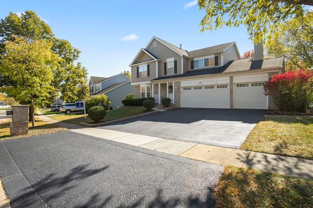 754 Huntington Drive, Carol Stream, IL 60188