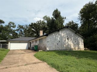 24710 Hunters Hollow Drive, Spring, TX 77380