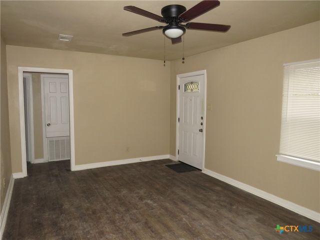 214 E Munroe Avenue, Temple, TX 76501