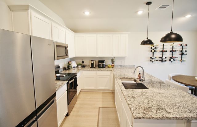 3225 Purple Ash Drive, Dallas, TX 75253