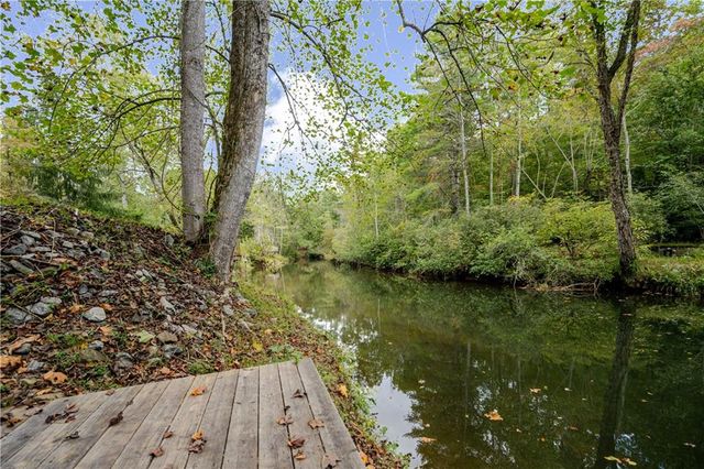124 CANDY MAN Lane, Dahlonega, GA 30533