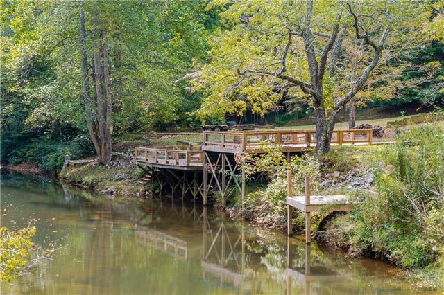 124 CANDY MAN Lane, Dahlonega, GA 30533