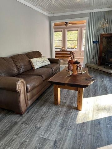124 CANDY MAN Lane, Dahlonega, GA 30533