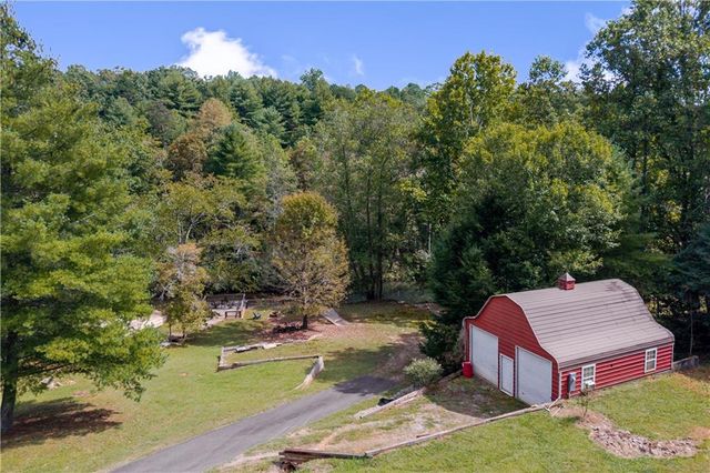 124 CANDY MAN Lane, Dahlonega, GA 30533