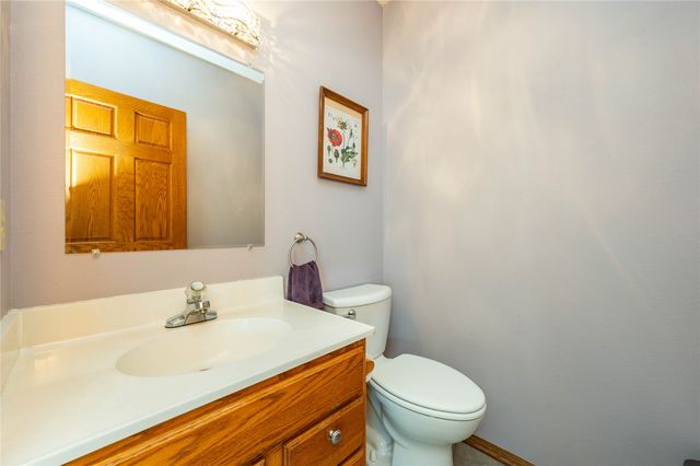 6140 Brandywine Drive, Johnston, IA 50131