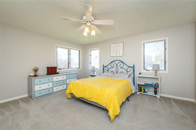 6140 Brandywine Drive, Johnston, IA 50131