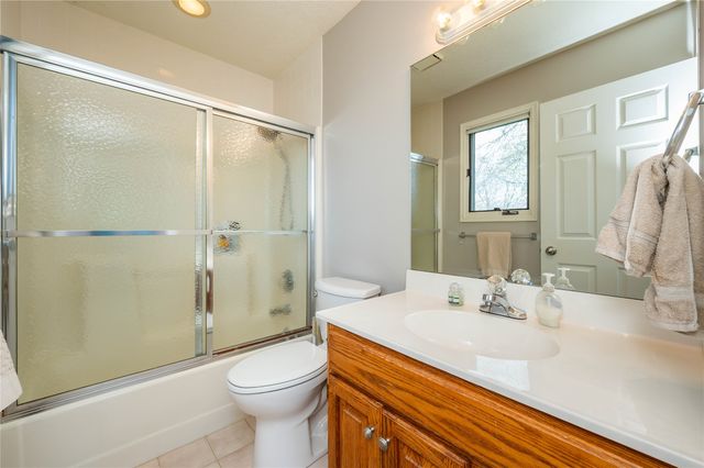 6140 Brandywine Drive, Johnston, IA 50131