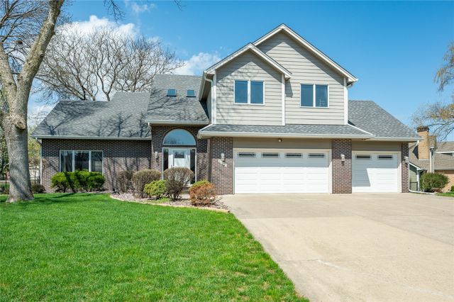 6140 Brandywine Drive, Johnston, IA 50131