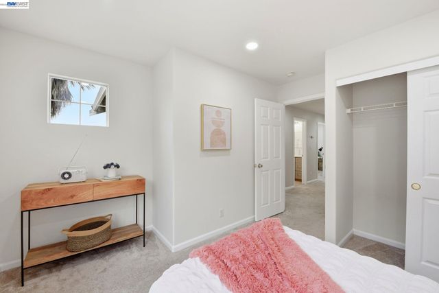 15518 Harbor Way, San Leandro, CA 94579