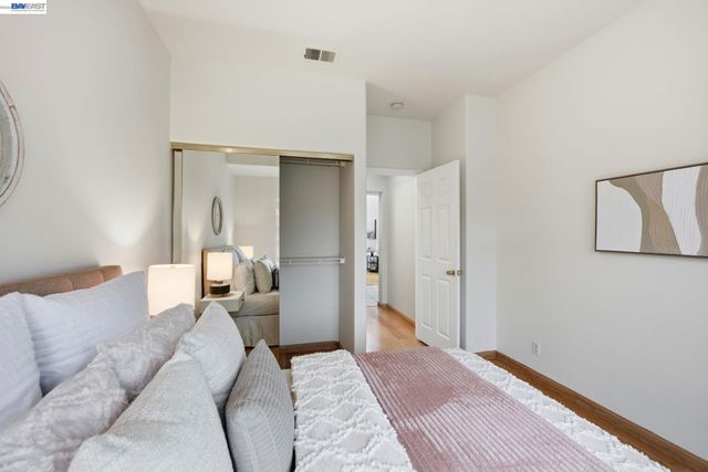 15518 Harbor Way, San Leandro, CA 94579