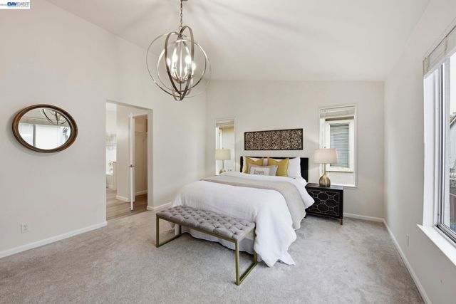 15518 Harbor Way, San Leandro, CA 94579