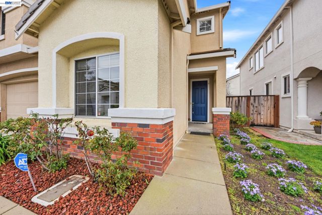 15518 Harbor Way, San Leandro, CA 94579
