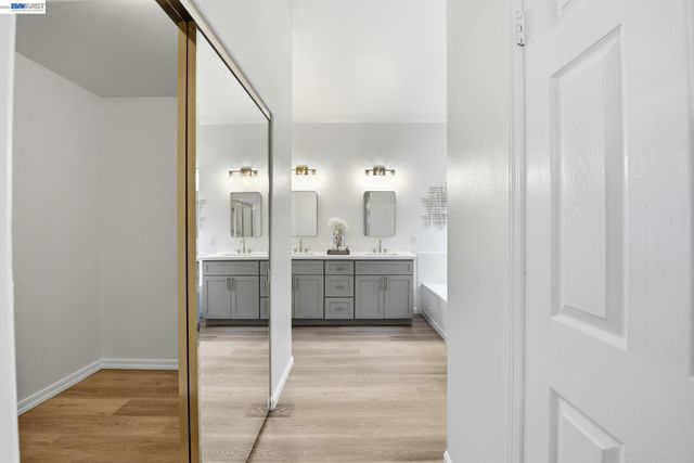 15518 Harbor Way, San Leandro, CA 94579