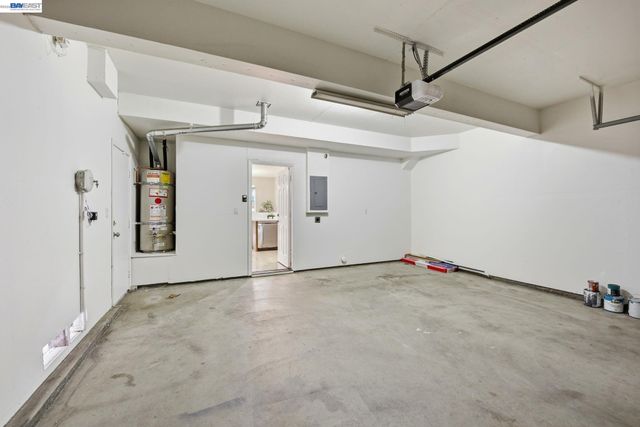 15518 Harbor Way, San Leandro, CA 94579