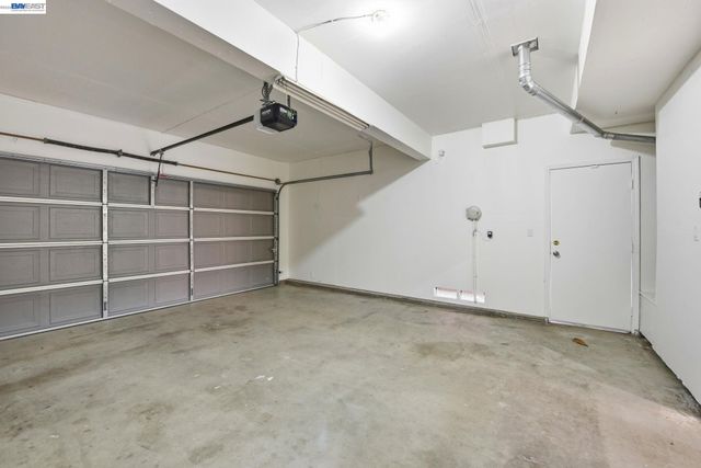 15518 Harbor Way, San Leandro, CA 94579