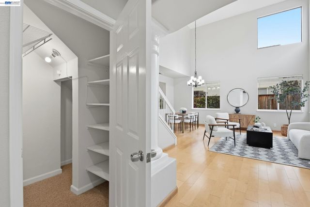 15518 Harbor Way, San Leandro, CA 94579