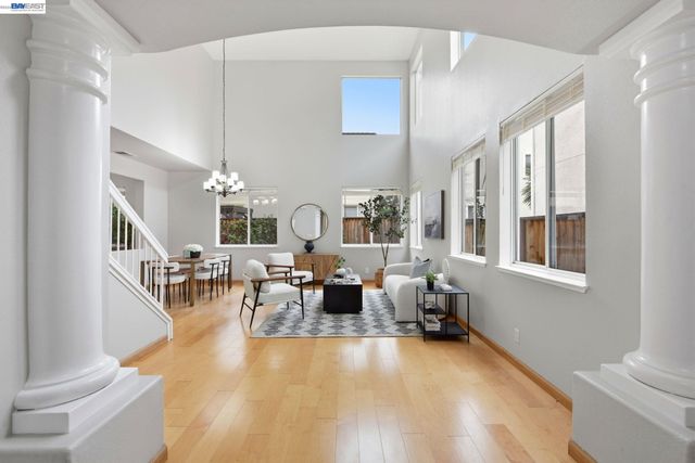 15518 Harbor Way, San Leandro, CA 94579