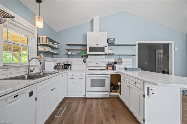 1974 Denise Lane, Winston-salem, NC 27127