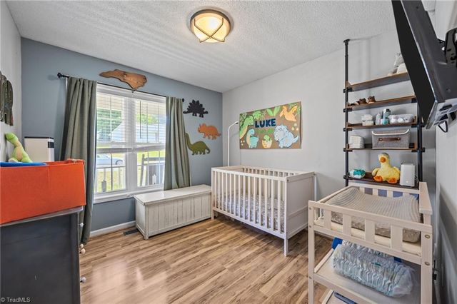 1974 Denise Lane, Winston-salem, NC 27127