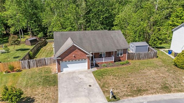 1974 Denise Lane, Winston-salem, NC 27127