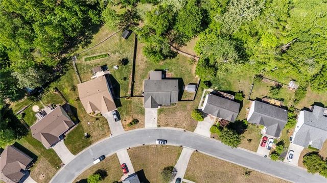 1974 Denise Lane, Winston-salem, NC 27127