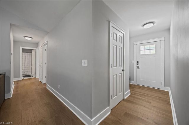 1974 Denise Lane, Winston-salem, NC 27127