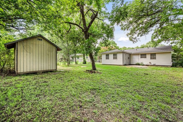 5120 Nadine Drive, Haltom City, TX 76117