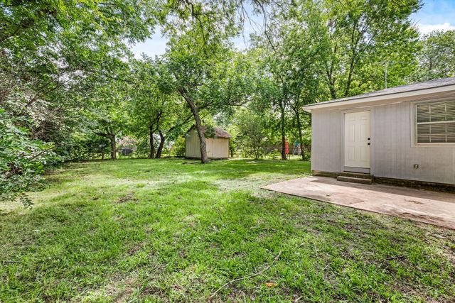 5120 Nadine Drive, Haltom City, TX 76117