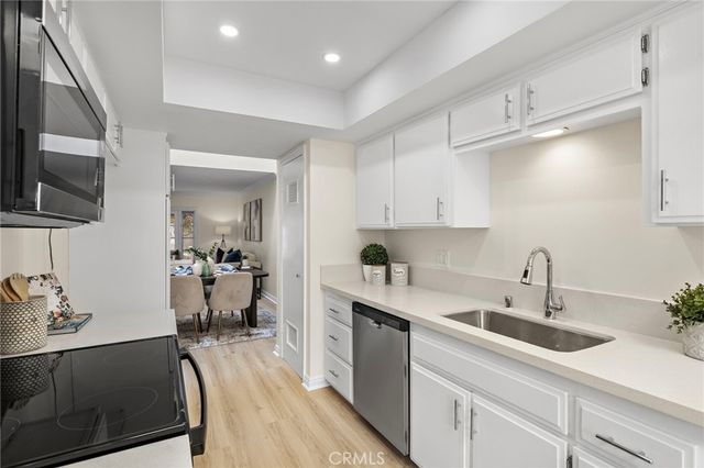 18692 Maplewood Cir, Huntington Beach, CA 92646