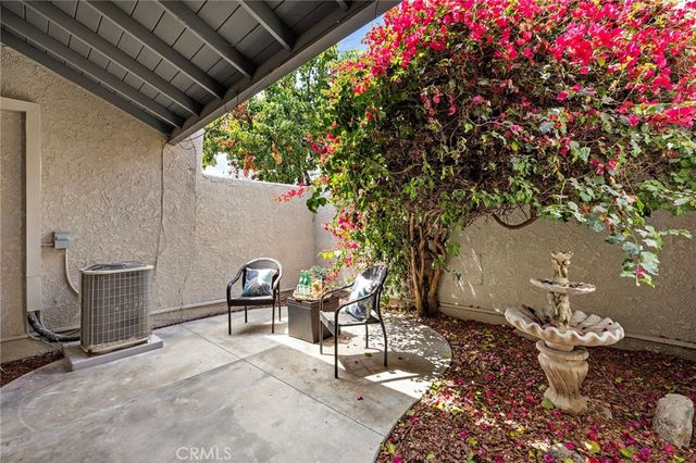 18692 Maplewood Cir, Huntington Beach, CA 92646
