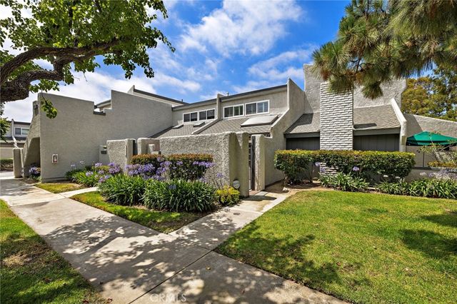 18692 Maplewood Cir, Huntington Beach, CA 92646