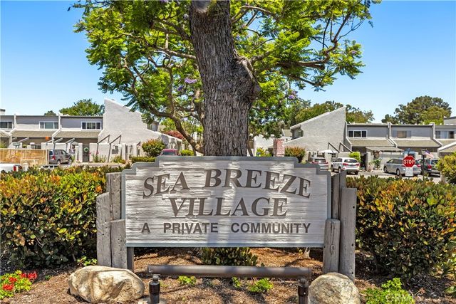 18692 Maplewood Cir, Huntington Beach, CA 92646
