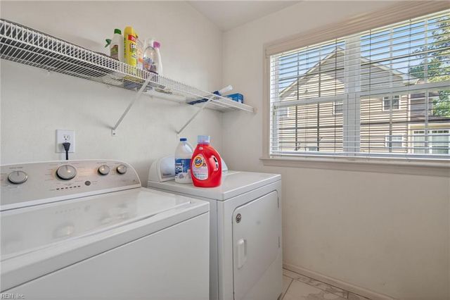 304 Wellington CIR, Smithfield, VA 23430