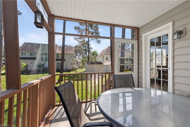 304 Wellington CIR, Smithfield, VA 23430