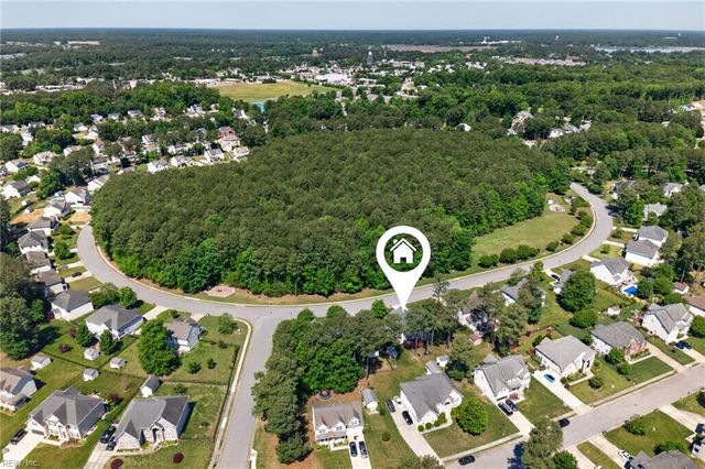 304 Wellington CIR, Smithfield, VA 23430