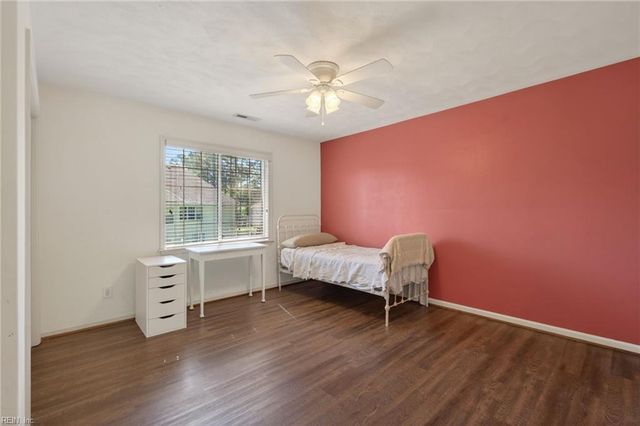 304 Wellington CIR, Smithfield, VA 23430