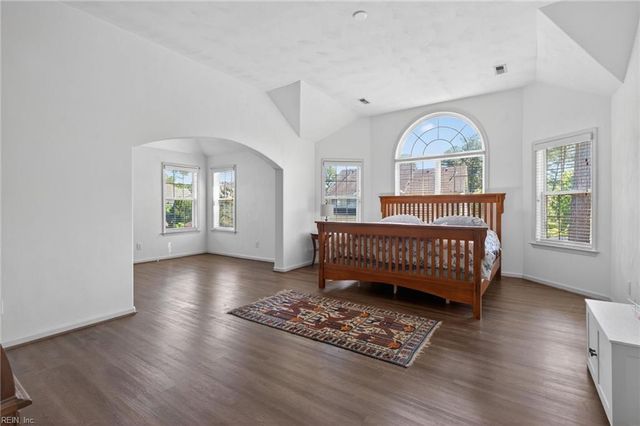 304 Wellington CIR, Smithfield, VA 23430