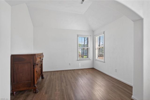 304 Wellington CIR, Smithfield, VA 23430