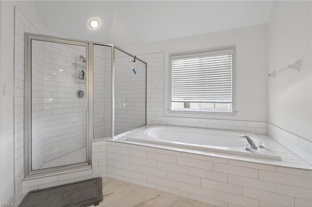 304 Wellington CIR, Smithfield, VA 23430