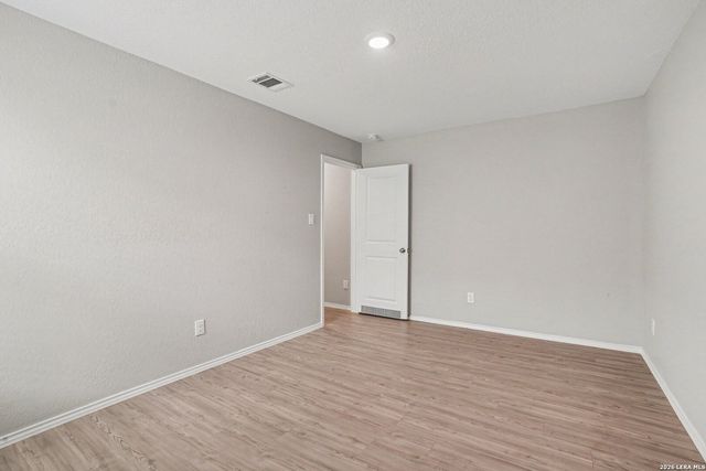5426 Daphne Path, San Antonio, TX 78253