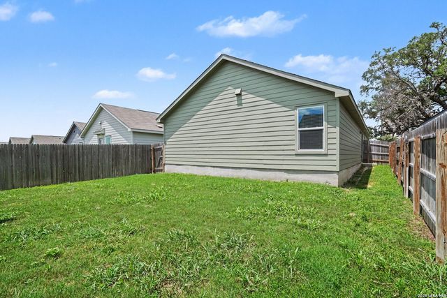 5426 Daphne Path, San Antonio, TX 78253