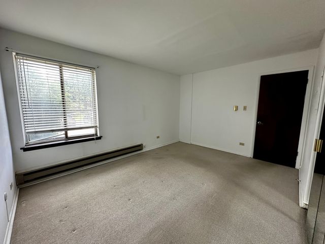 15804 Terrace Drive 1W, Oak Forest, IL 60452