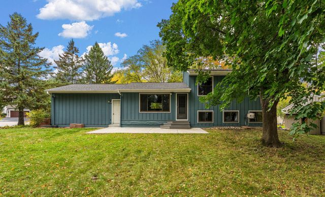 11005 Hyland Terrace, Eden Prairie, MN 55344